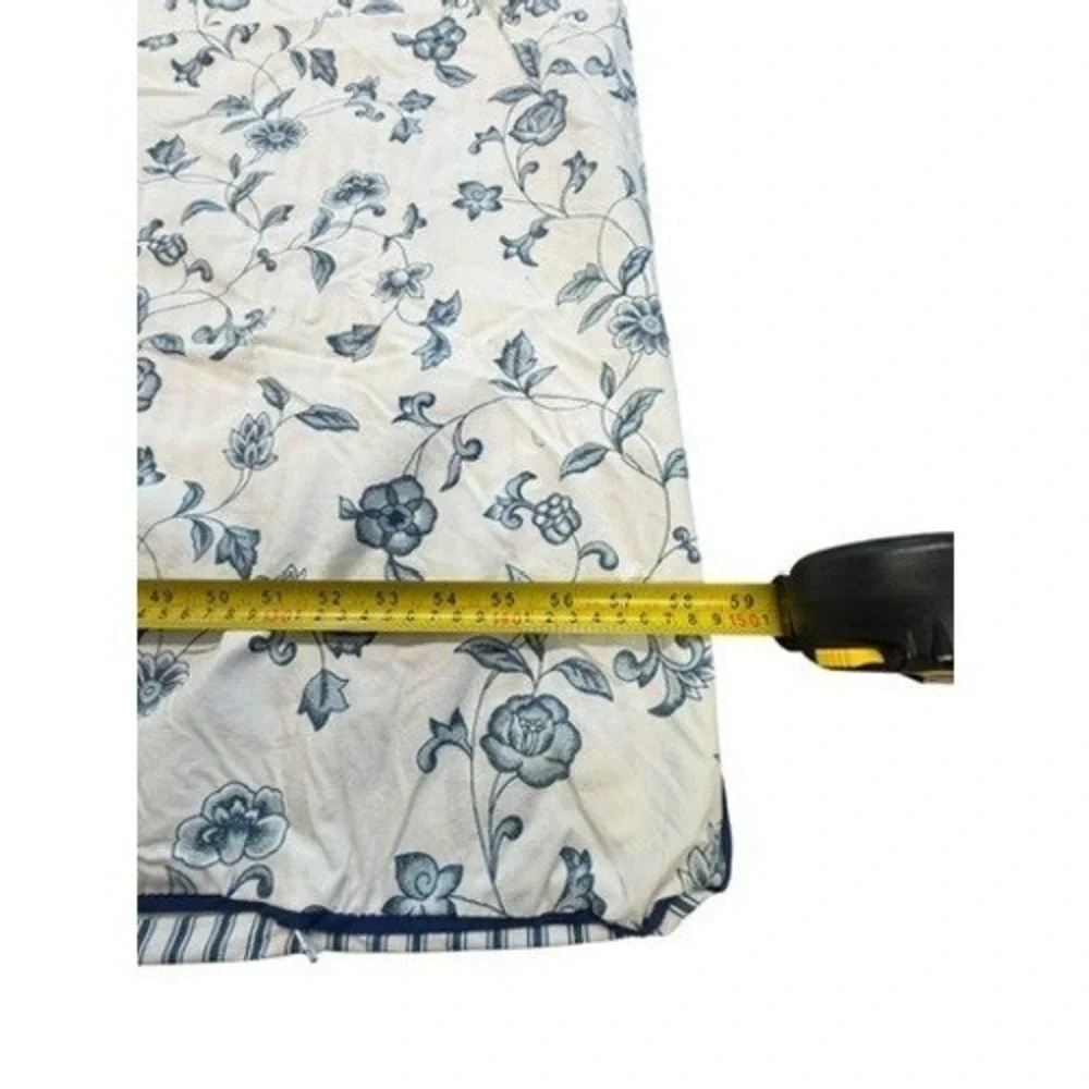 Reversible Blue White Floral & Stripe Duvet Cover& Matching Dust RuffleUSA Twin‎
